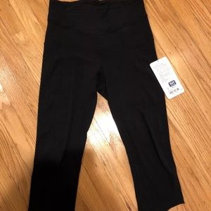 Lululemon All You Do Crop Black 6